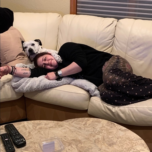 Meet your Posher, Marissa - Picture 2 of 2